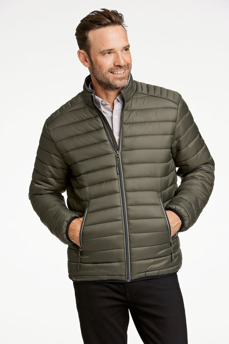 Light weight quilted jacket