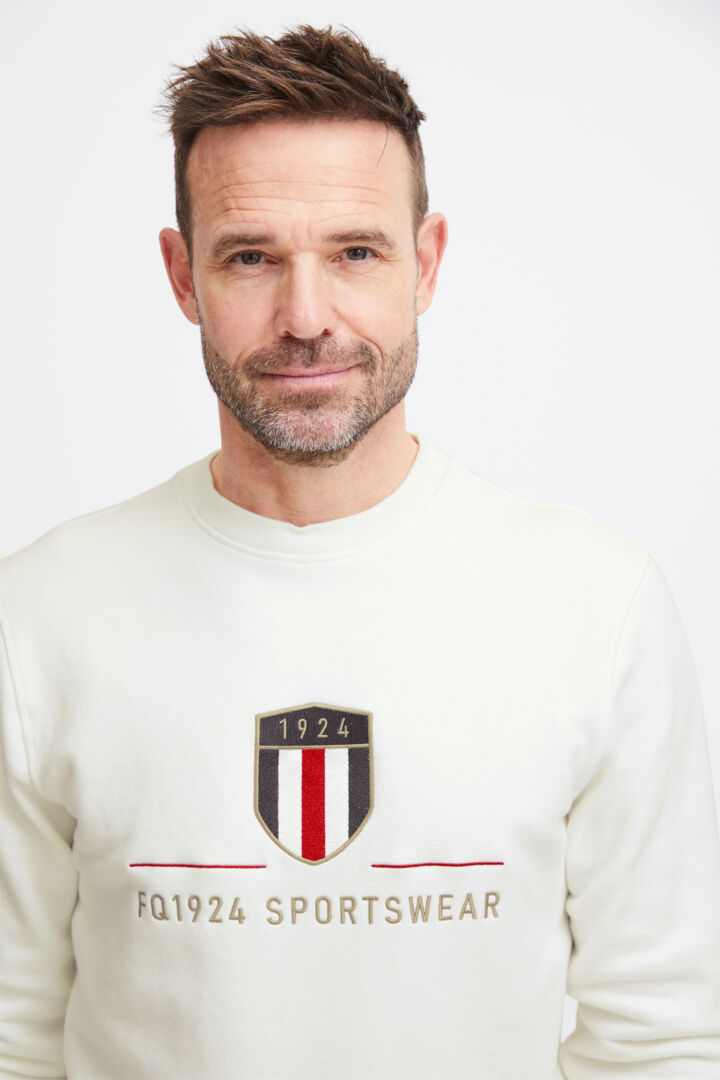 FQWilliam logo crewneck