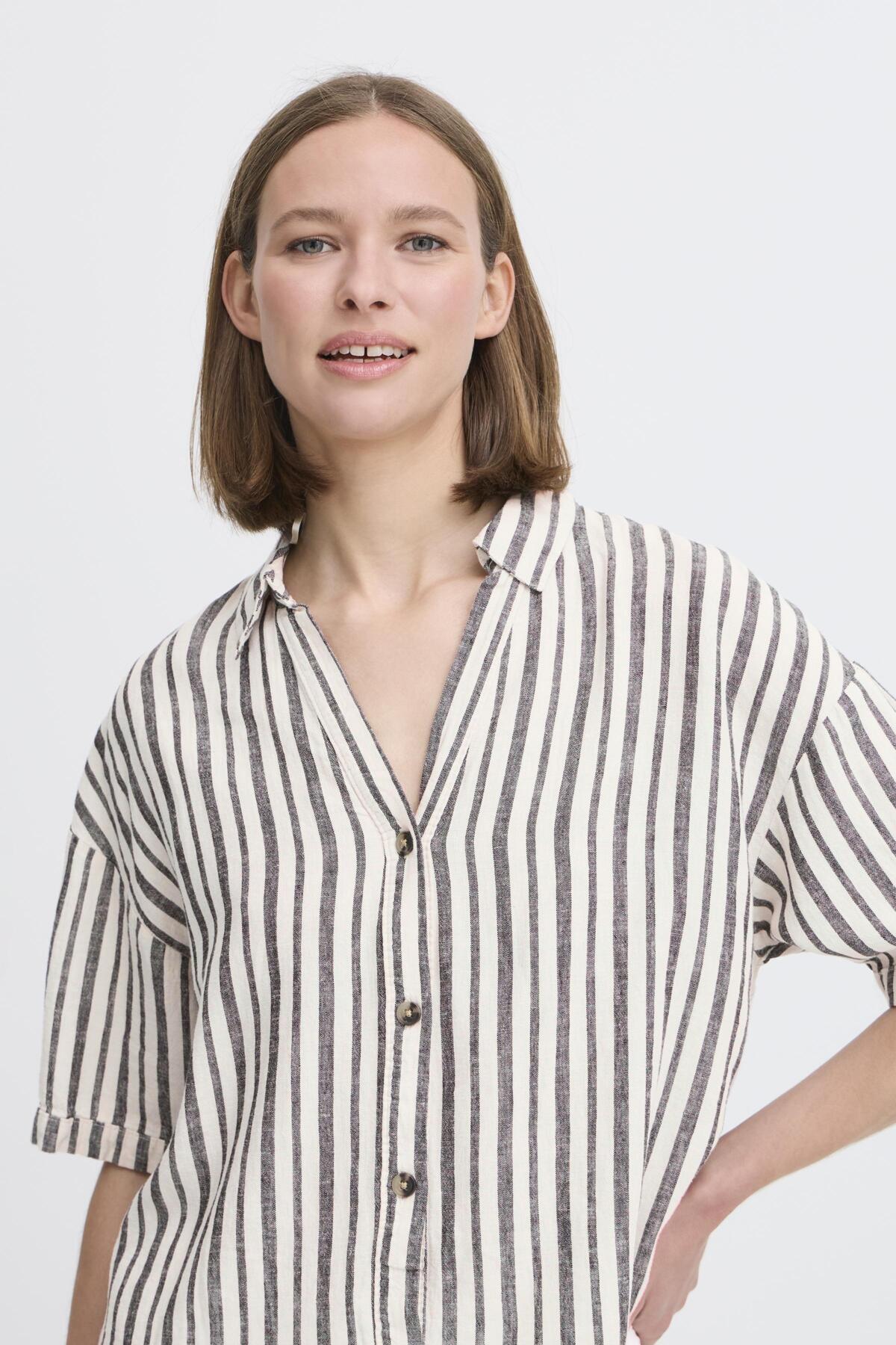 BYFALAKKA SS SHIRT -