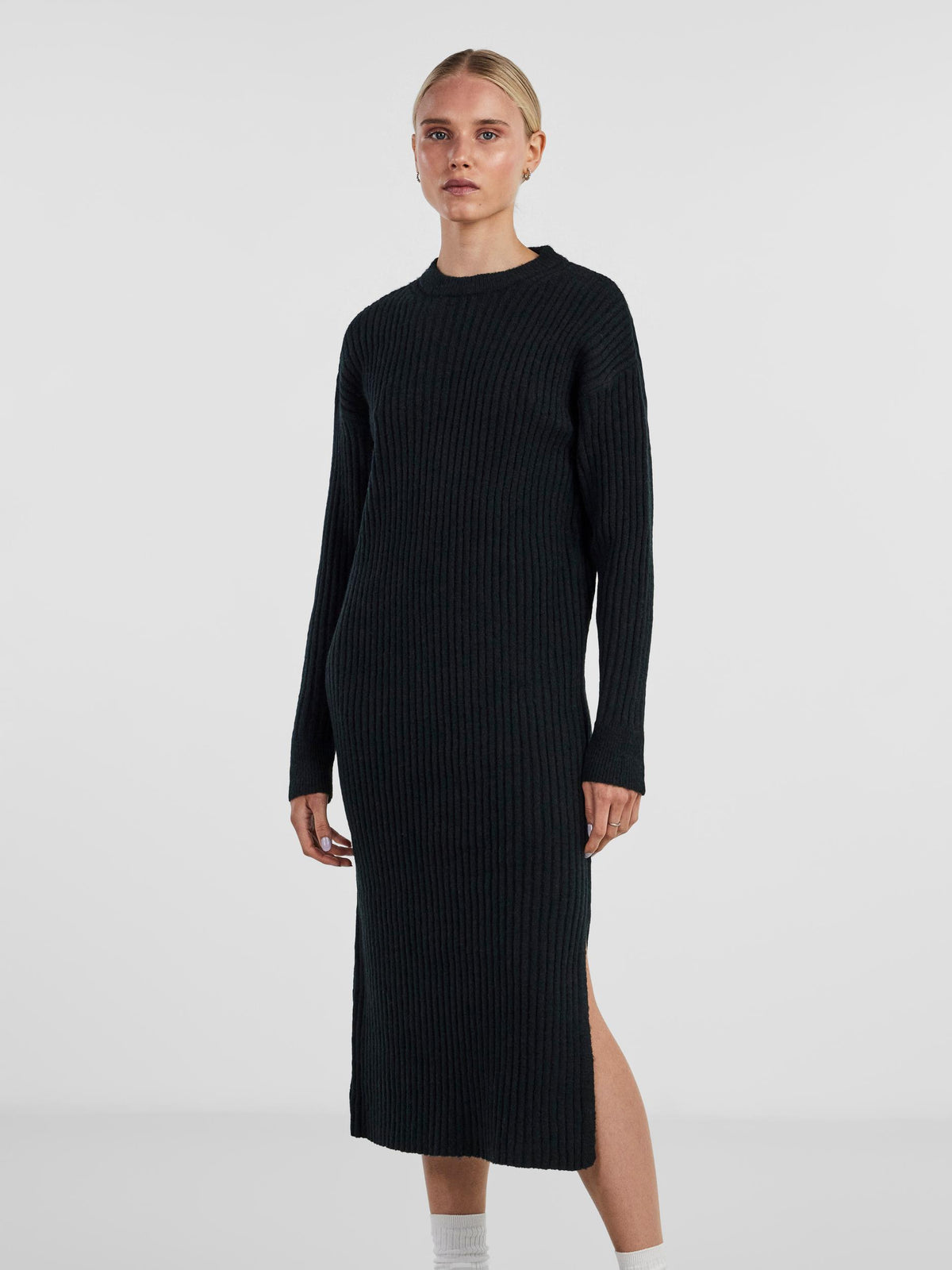 PCSALLA LS O-NECK KNIT MIDI DRESS D2D