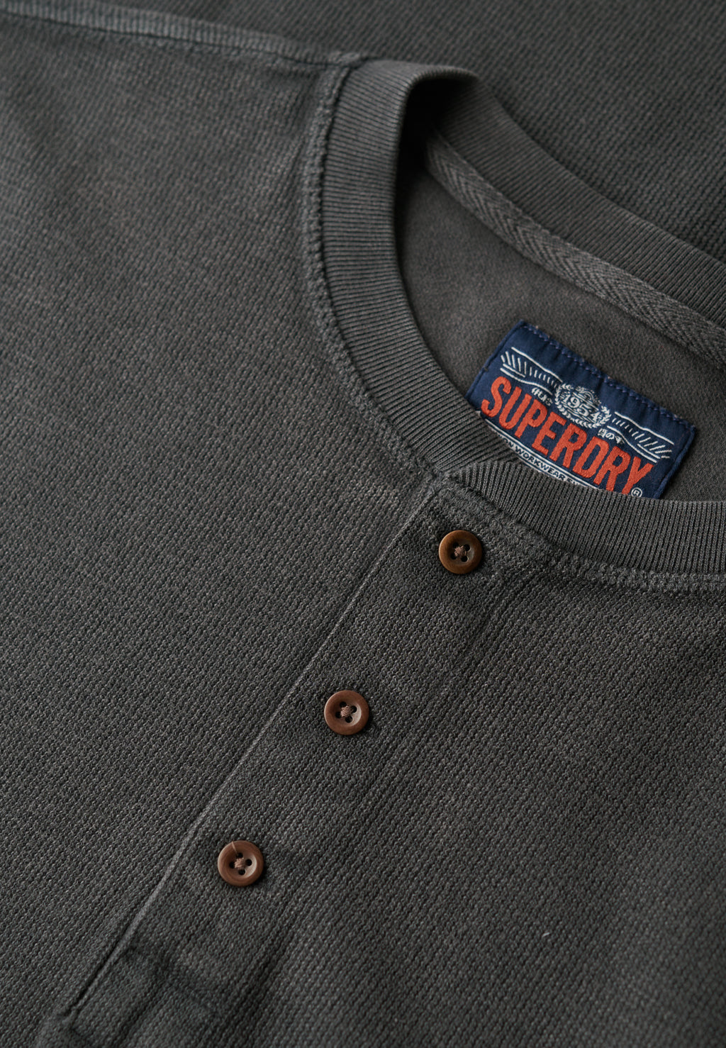 WAFFLE LONG SLEEVE HENLEY TOP