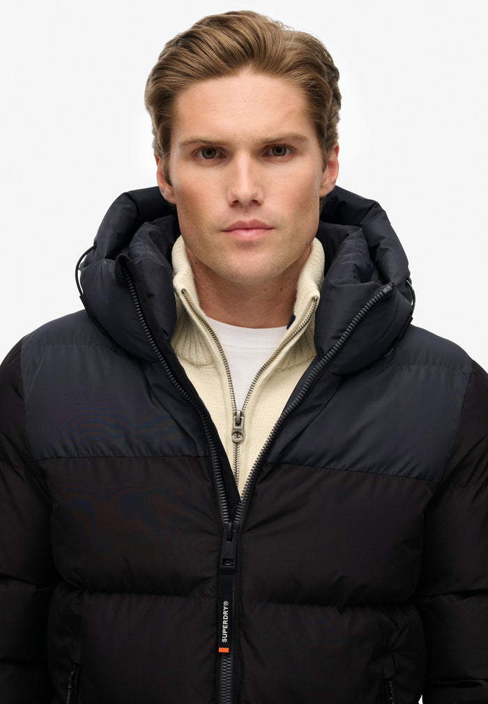 COLOURBLOCK HOODED PUFFER JKT