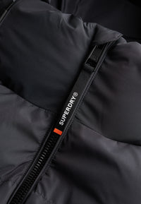 HOODED SPORTS PUFFER JACKET