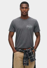 CLASSIC VL HERITAGE CHEST TEE