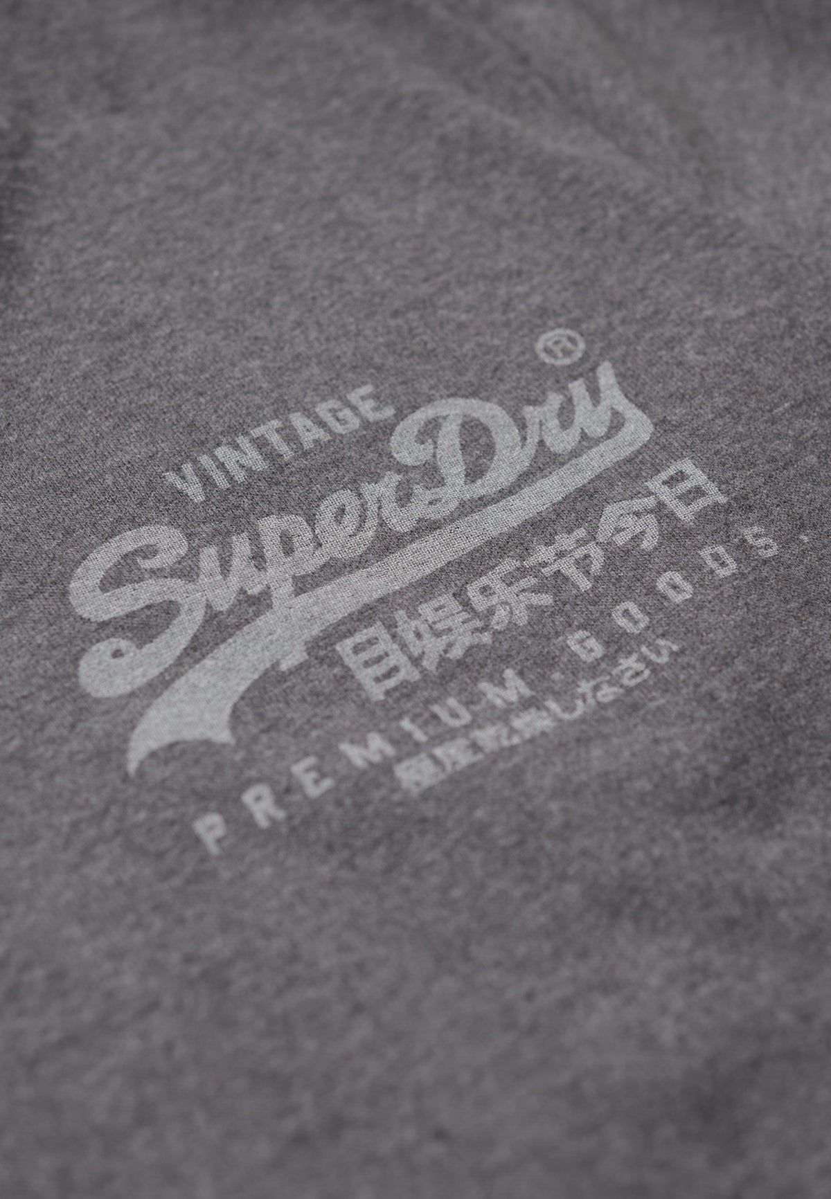 CLASSIC VL HERITAGE CHEST TEE