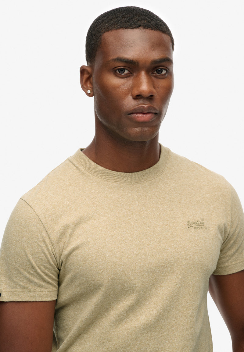ESSENTIAL LOGO EMB TEE
