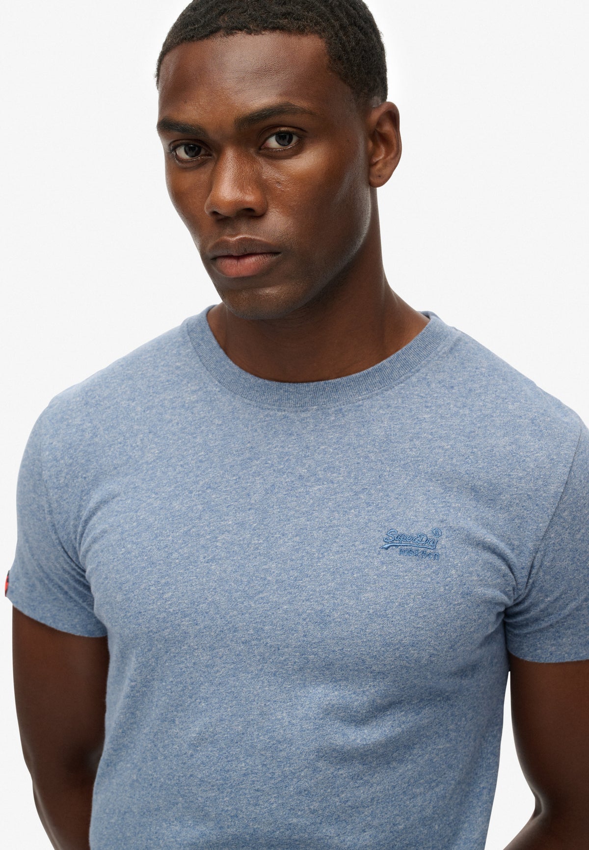 ESSENTIAL LOGO EMB TEE