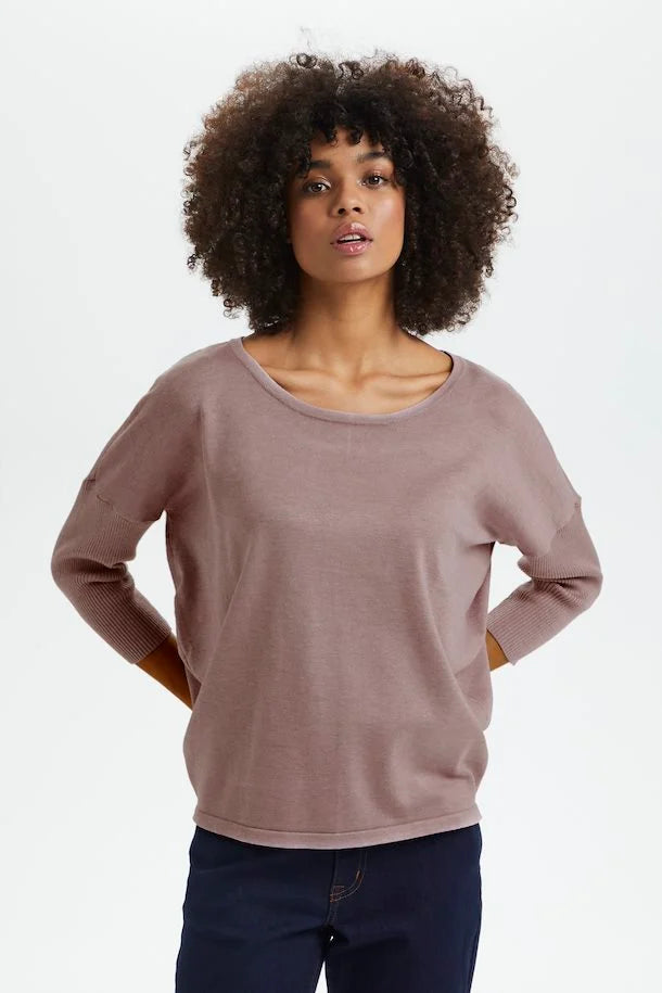 A2561, MilaSZ R-Neck Pullover