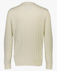 O-neck cable knit