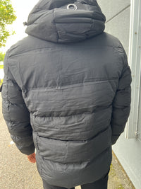 TOM JACKET